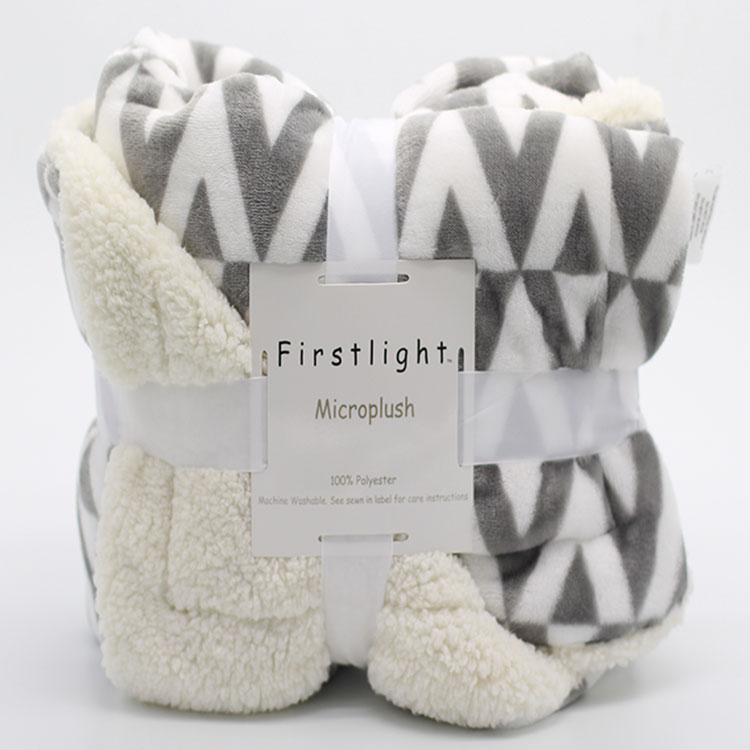 Soft Lamb Fleece Leg Blanket