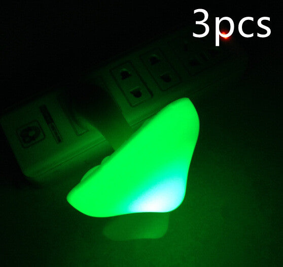 LED Mushroom Night Light – Auto Sensor Plug-in Wall Lamp for Bedroom & Hallway