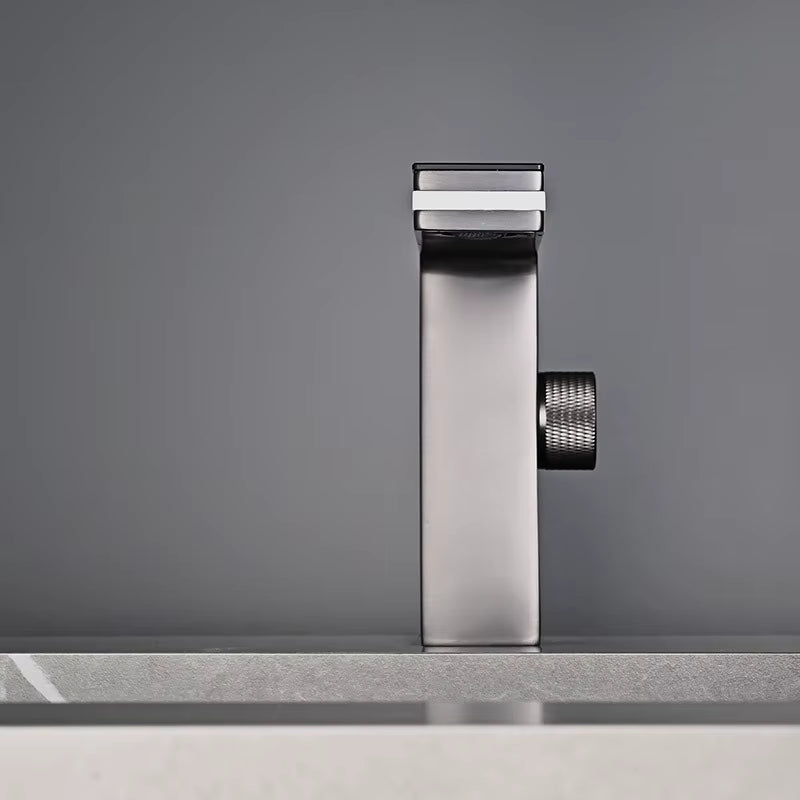 Digital Display Bathroom Basin Faucet Intelligent LED Brass Deck Mounted Washbasin Crane Hot Cold Water Mixer Sink Vanity Tap